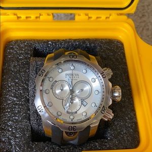 Men’s Invicta Reserve Venom